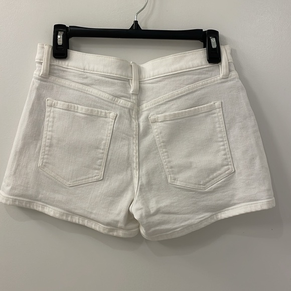 Banana Republic white mid-rise short - Picture 2 of 6